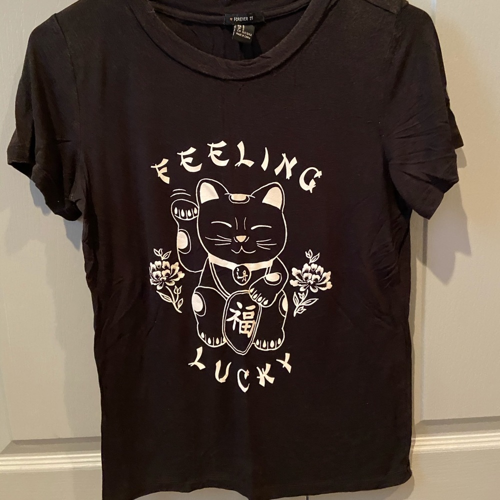 Forever 21 T-Shirt